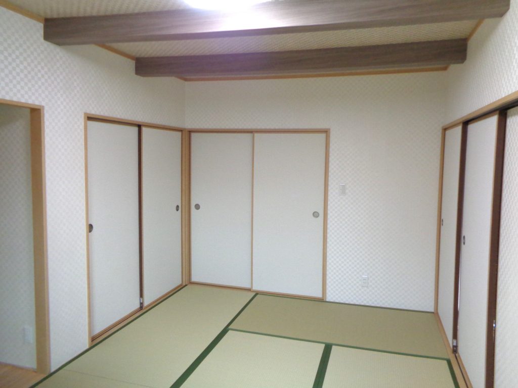 外壁の貼替・玄関引戸交換と室内のリフォーム／淡路島／淡路市／Ｋ様邸　
