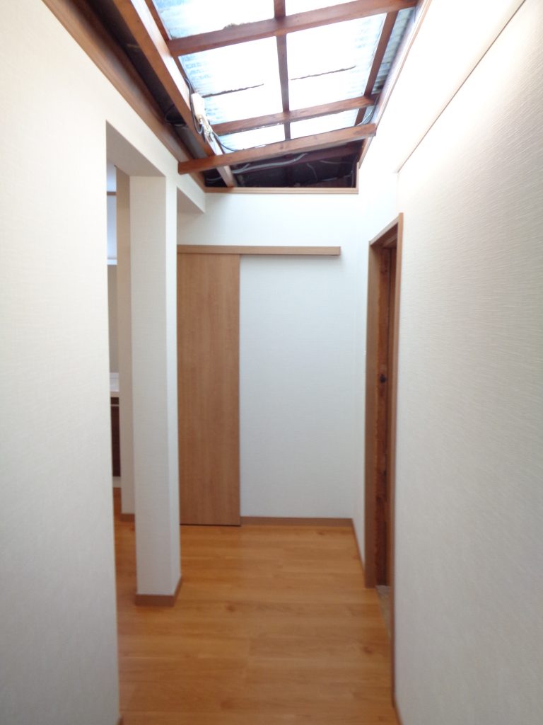 外壁の貼替・玄関引戸交換と室内のリフォーム／淡路島／淡路市／Ｋ様邸　