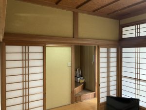 壁の塗り替えと床の重ね張りで和モダンテイストのお家に／淡路島／淡路市