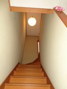 使い勝手向上！手摺付き階段リフォーム／淡路島／淡路市