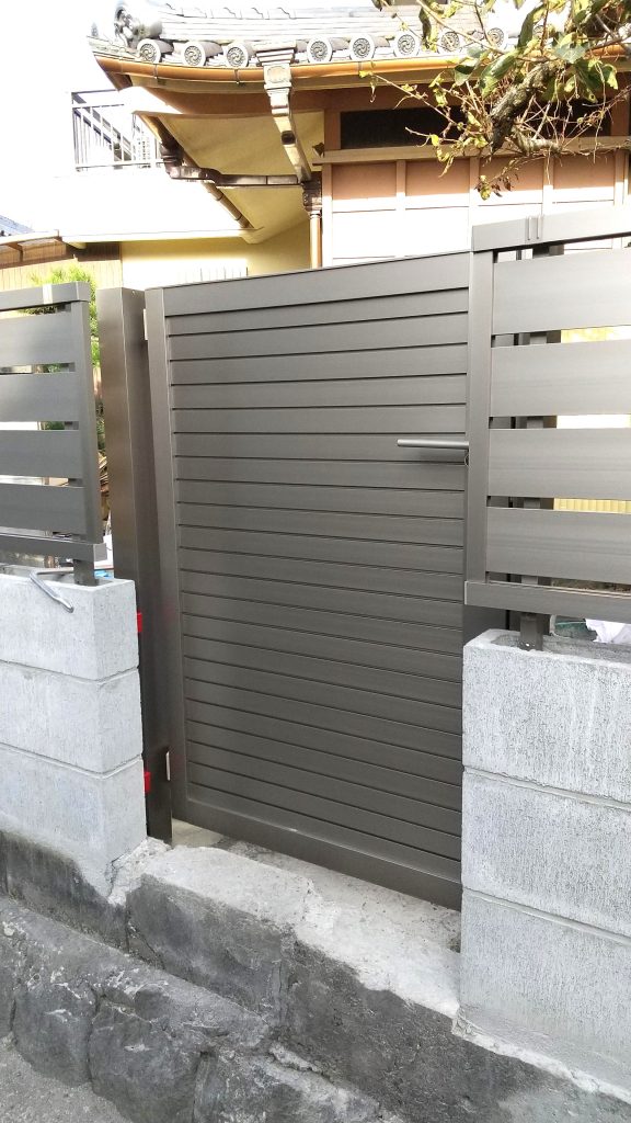 経年劣化した玄関戸と門扉を交換｜LIXILグランメジャーで快適＆高級感アップ／淡路島／南あわじ市