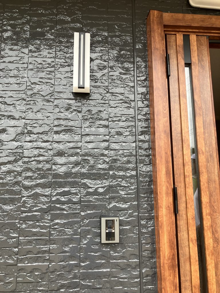 明るく、安心な住まいへ。パナソニックの照明＆インターホン施工事例／淡路島／淡路市
