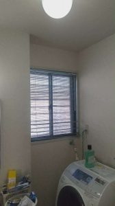 洗面所リフォーム｜LIXILピアラ採用＆サンゲツ素材で明るく清潔に／淡路島／淡路市