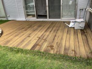 陽光・風力センサー付きオーニングとメンテ不要の人工木デッキで外構リフォーム／淡路島／淡路市