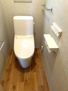 LIXILアメージュシャワートイレ設置｜浄化槽対応の快適トイレリフォーム事例／淡路島／淡路市