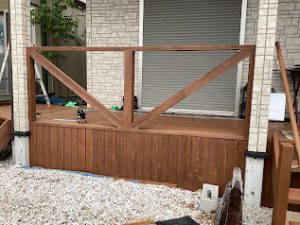 屋外手すりにアクリルパネル施工｜安全性と快適性を両立したリフォーム事例／淡路島／淡路市