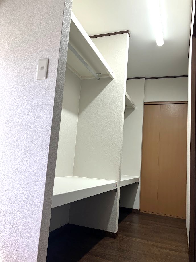 2室を1室に間取り変更｜収納力アップ＆西海岸が見える洋室リフォーム事例／淡路島／淡路市