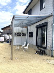 洗濯物干しに最適｜LIXIL「スピーネ」テラスを2か所設置して家事ラクな外構リフォーム／淡路島／淡路市