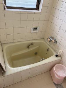 浴室・脱衣室をまとめてリフォーム｜システムバス＋無垢フローリングであたたかく心地よい水まわりに／淡路島／淡路市